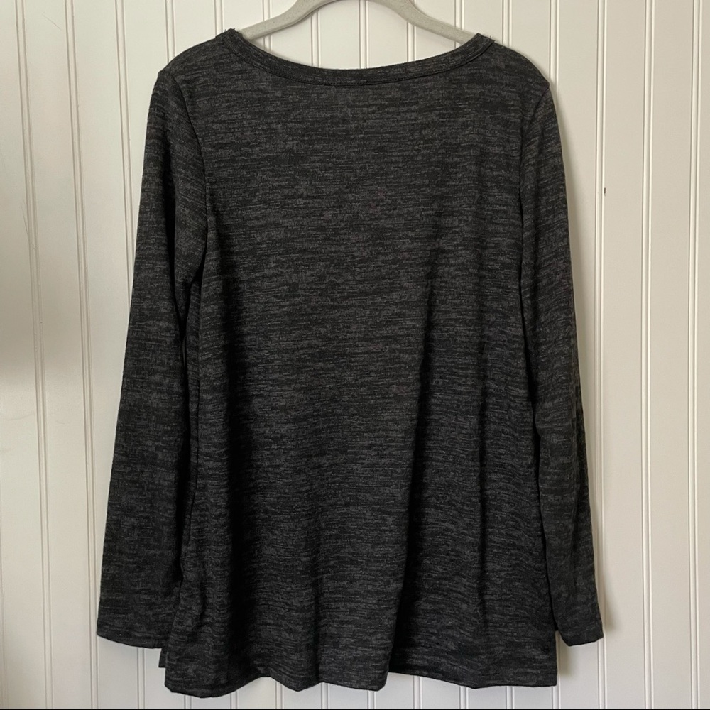 Black Grey Heather Knot shirt  XS